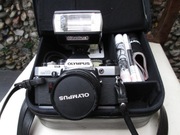 OLYMPUS OM 10 Z OLYMPUSEM 1,8 / 50