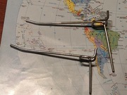 ZAWIESZKA haczyk na płytę  15 cm, szer. 2,8 cm