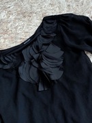 Czarna bluzka z żabotem tunika