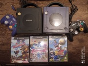 2 X GAME CUBE, 2 X PAD, 3 X GRA - NIETESTOWANE