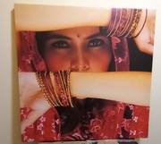 Obraz drukowany na płótnie - 100 cm x 100 cm, Indyjka (Styler), Canvas