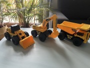 Zestaw-Pojazdy budowlane, wywrotka+koparka+spychacz