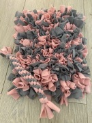 Mata węchowa 30x40 plus mały szarpak dla psa