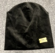 Czapka welur czarna uni