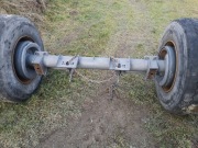 OŚ TYLNA KOMPLETNA BĘBEN NACZEPA Z KOLAMI