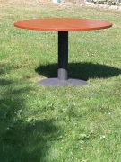 Stół okrągły, podstawa metalowa, blat średnica 120 cm
