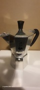 Sprzedam oryginalną kawiarkę włoską BIALETTI Moka Express 6 TZ 270 ml 