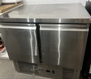 Stół chłodniczy Yato 2 drzwiowy lodówka podblatowa 90x70 cm