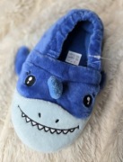 MIĘCIUTKIE KAPCIE PAPUTKI NIEBIESKIE REKINY CLEVE ROZM: 30/31