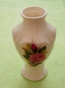 Vintage porcelanowy mały wazonik kolekcjonerski firma St George Anglia  10
