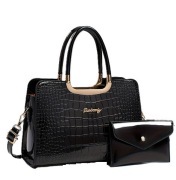 Torebka czarna wieczorowa bagietka lakierowana wzór krokodyla tłoczona