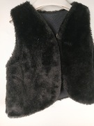 Czarna futerkowa kamizelka dziewczęca George 12-18m