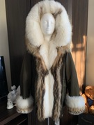Parka z naturalnym lisem i jenotem