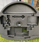 Styropian zestawu naprawczego koła Ford Kuga Mk2