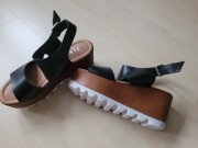 Sandały skórzane damskie na koturnie RYŁKO