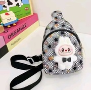 Plecaczek na ramię Labubu mały plecak podróżny do przedszkola