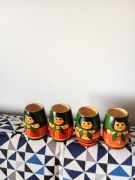 Kieliszki do jajek Wielkanoc jajko drewno malowane 4 sztuki dawne kuchnia 