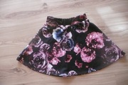 spódniczka w kwiaty 10-11 lat