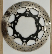 Oryginalna tarcza hamulcowa przód Suzuki (1300 km przebiegu)