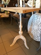 Stolik  w stylu prowansalskim