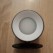 Lampa LED z dotykowym sterowaniem i pilotem