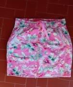 Mini  spódnica  w różowe kwiaty  rich&royal