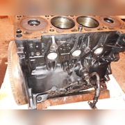 Silnik Goły słupek alhambra galaxy sharan AVG