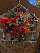 Domek -stroik świąteczny