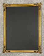 Ramka złota drewniana zdobiona z szybą UV 62 x 48,5 cm zabytkowa vintage