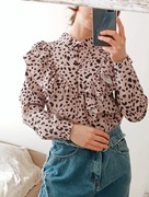 Nowa bluzka z falbankami