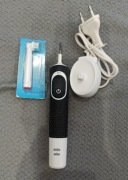 Szczoteczka do zębów Oral - B PRO Timer