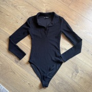 czarne body Zara s z kołnierzykiem