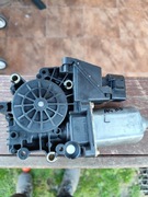 SILNICZEK SZYBY AUDI A4 B5 PRAWY