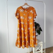 Sukienka 42 xl De Facto oversize z kieszeniami falbanki kwiaty kwiatki flor