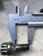 Śruby zabezpieczające