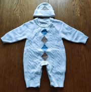 piekny ,biały niemowlecy kombinezonek z czapeczką -rozm 56/62cm