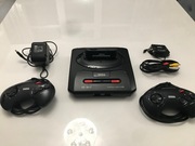 Sega megadrive + kart z grami
