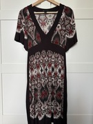 Wzorzysta sukienka MANGO z wiązaniem