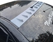 Mitsubishi Lancer VIII vortex generator lotka na dach shark fins