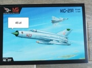 Model kartonowy MiG-21R