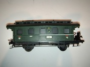 Dwuosiowy wagon osobowy Fleischmann H0 Okazja! 