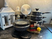 Garnki marmurkowe kompletne szare i czarne 