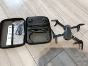 Dron E88 z kamera