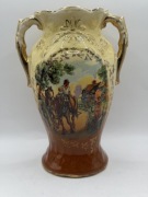Ceramiczny wazon z dwoma uchwytami w stylu secesyjnym