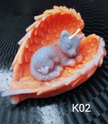 Kot pod Skrzydłami, świeca intencyjna pamiątkowa 