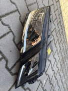Lampa przód Škoda Octavia III (5E) prawa - uszkodzona 