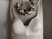 biustonosz Triumph Magic Boost MWP 80G 85G cielisty bokserka gładki nude