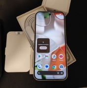 Smartfon Google Pixel 9 12 GB / 256 GB 5G beżowy jak nowy