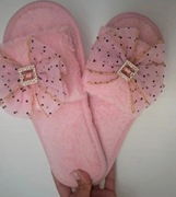 Różowe kapcie damskie Nowe 