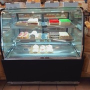 Witryna cukiernicza 120/70, poj. 402L